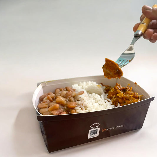 Lombo com arroz e feijão