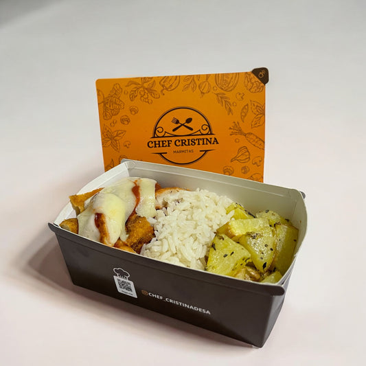 Parmegiana de Frango com arroz e batata