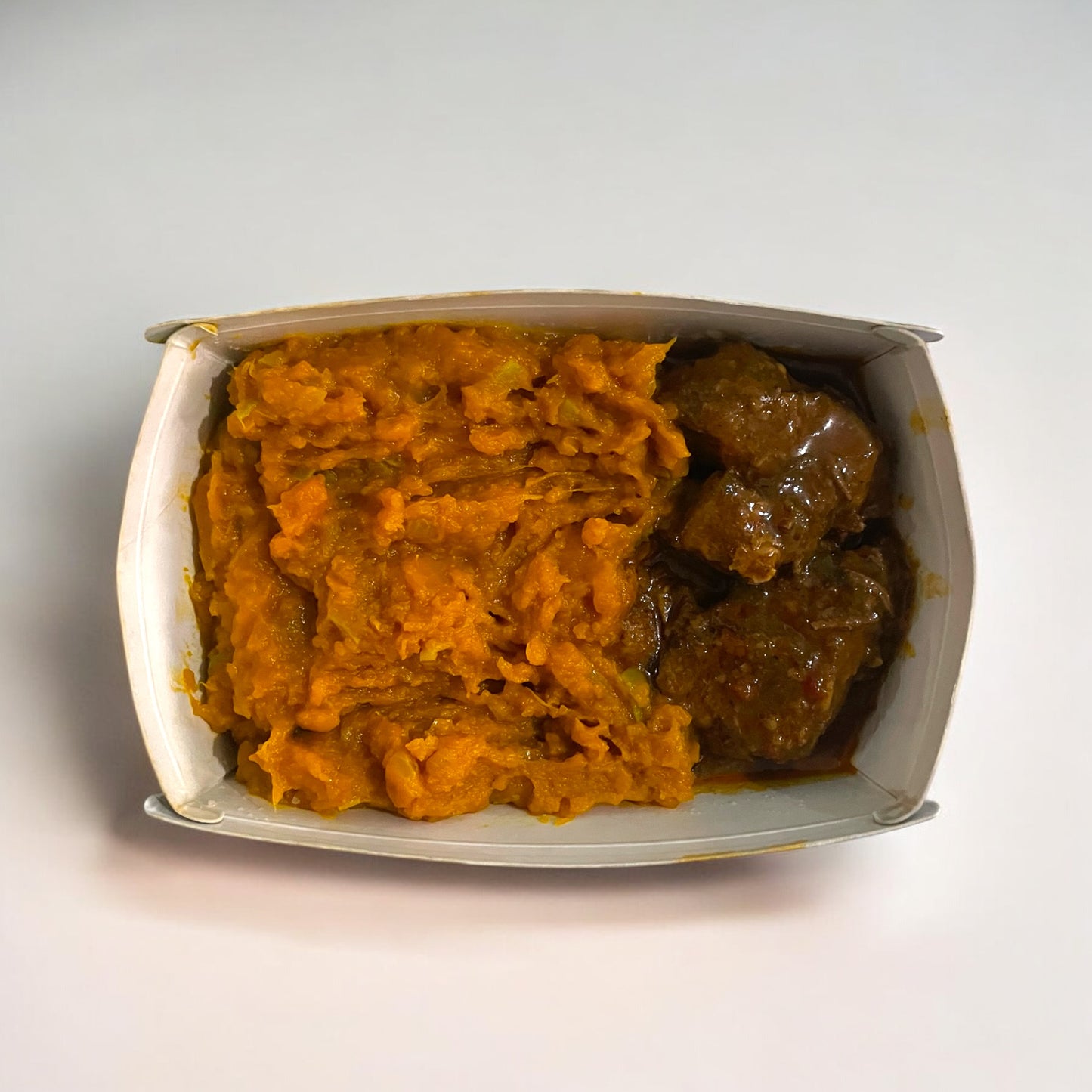 Picadinho com Purê de Abóbora kabocha ao alho poró