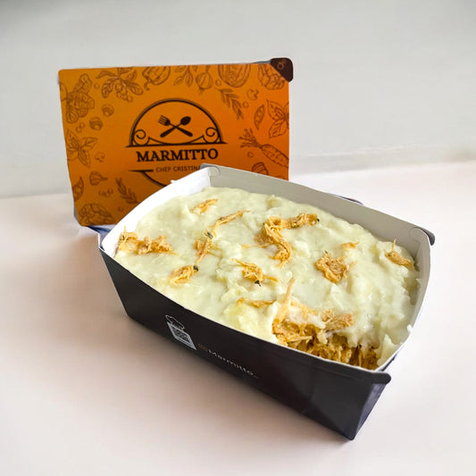 Escondidinho de batata com frango desfiado